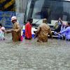 Heavy rain lashes Hyderabad; traffic comes to a standstill
