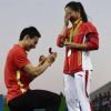 Video: Chinese diver gets marriage proposal after taking silver medal at Rio