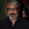 Bhansali gives Rs 20.80 lakh to family of worker who died on Padmavati sets