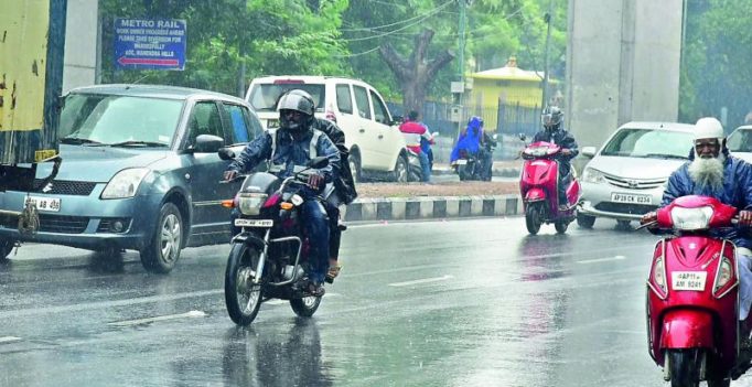 Heavy rains, flooding in Telangana, Andhra Pradesh districts