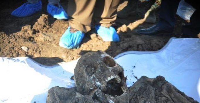 ISIS buried over 15,000 bodies in 72 mass graves, new survey shows