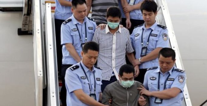 China brings back over 400 fugitives hiding abroad