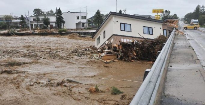 Japan: Typhoon Lionrock kills 9 in elderly home