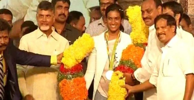 Watch: Chandrababu Naidu tries his hand at badminton with Olympic medallist Sindhu