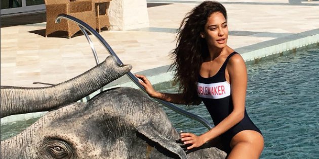 Lisa Haydon’s Sexy Vacation Photos From Greece Will Make Your Jaw Drop