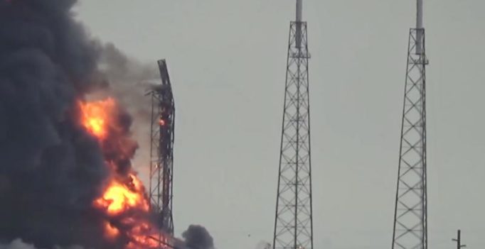Video: Launch pad blast destroys SpaceX rocket, Facebook satellite