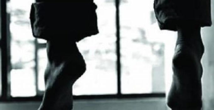 Newly-wed man takes selfie before suicide in Mumbai
