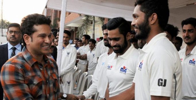 Sachin Tendulkar urges MNCs to start employing sportsman