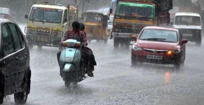 Chennai will see intermittent rains for next 24 hours