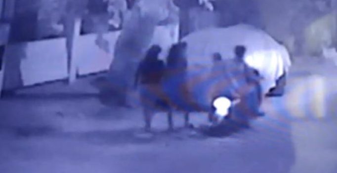B’luru: Man on scooter gropes woman pedestrian, police look for victim