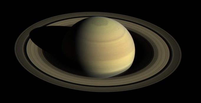 Cassini spacecraft to dive inside Saturn’s rings for mission finale