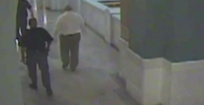 Video: US man on trial for raping 10-yr-old jumps from court’s balcony, dies