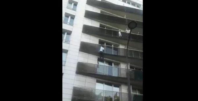 Video: Man climbs 4 storeys in seconds to rescue dangling child in Paris