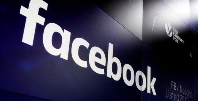 Facebook developer conference kicks off amid scandal