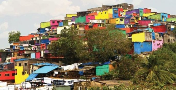 Mumbai slums get colourful makeover