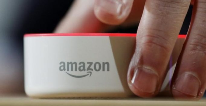 Amazon hits USD 1 trillion, on pace to overtake Apple