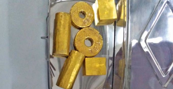 DRI sleuths seize 7kgs gold at Chennai airport